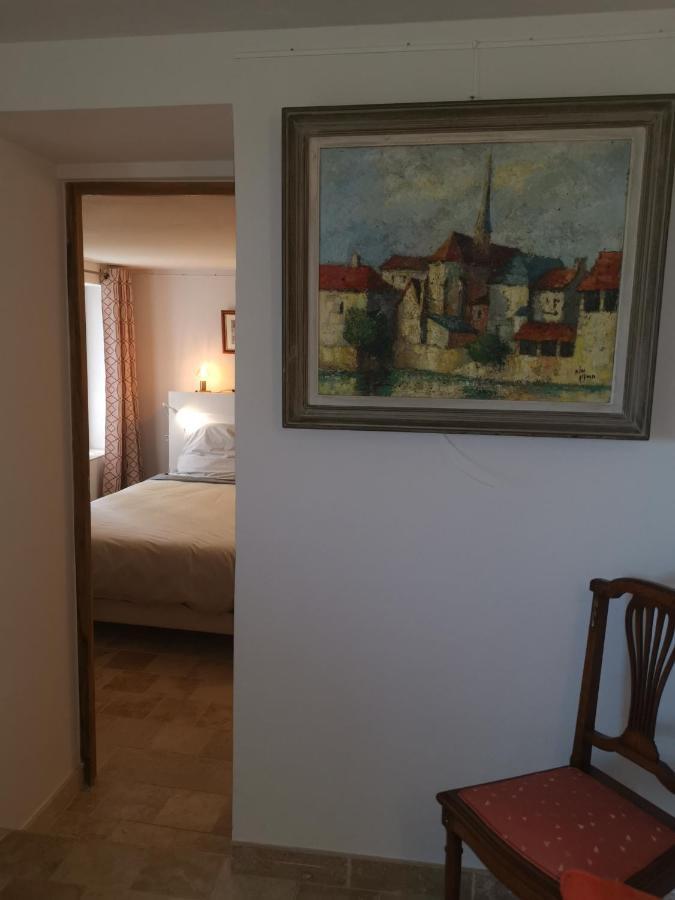 Le Nid Des Arts Bed and Breakfast Tourrettes Eksteriør billede